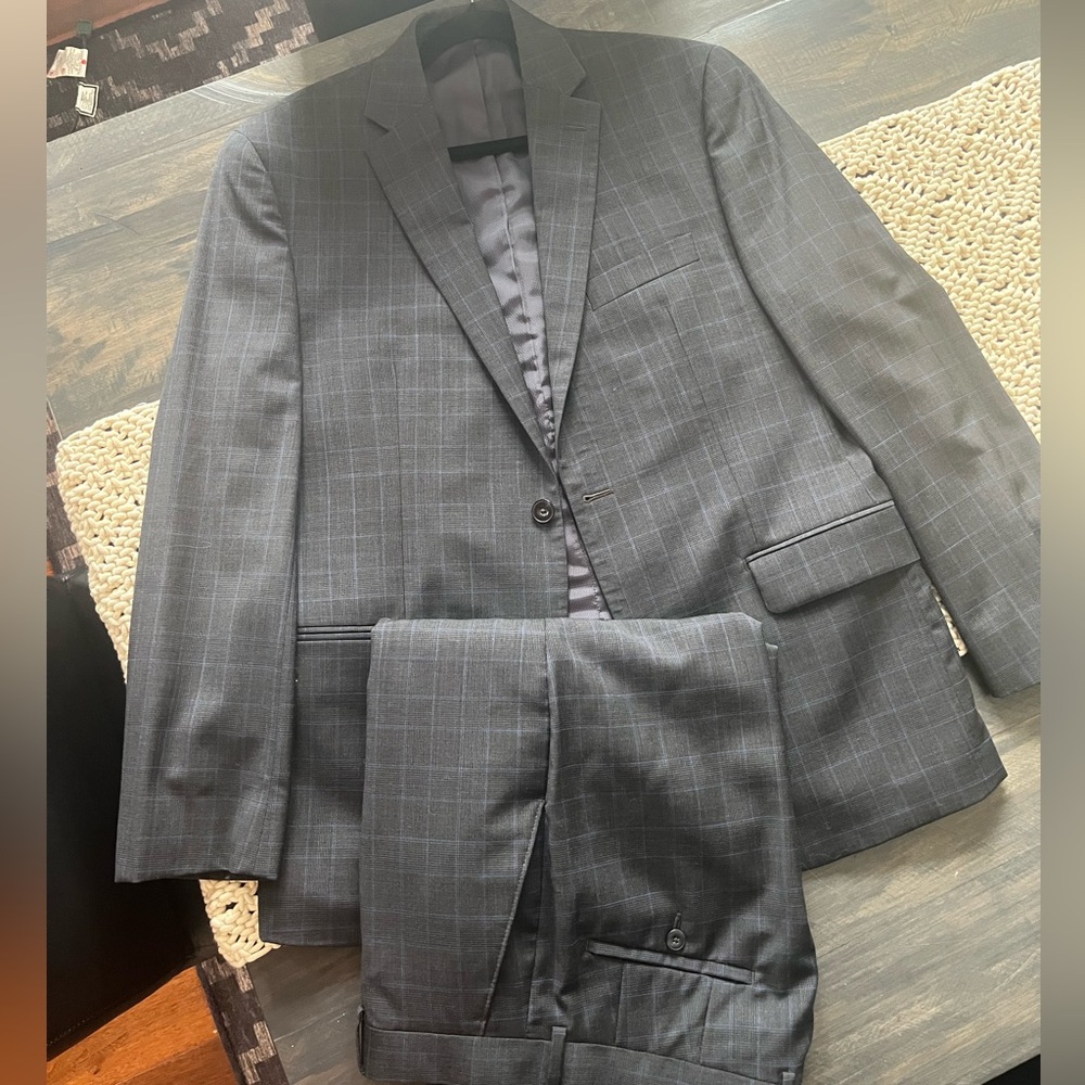 Michael Kors Modern Fit Grey Blue Checkered Men's Suit Jacket and Pants M
